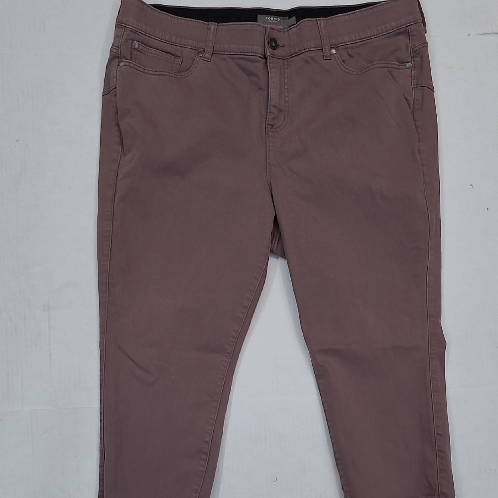 Torrid Mauve Crop Bombshell Skinny Jeans